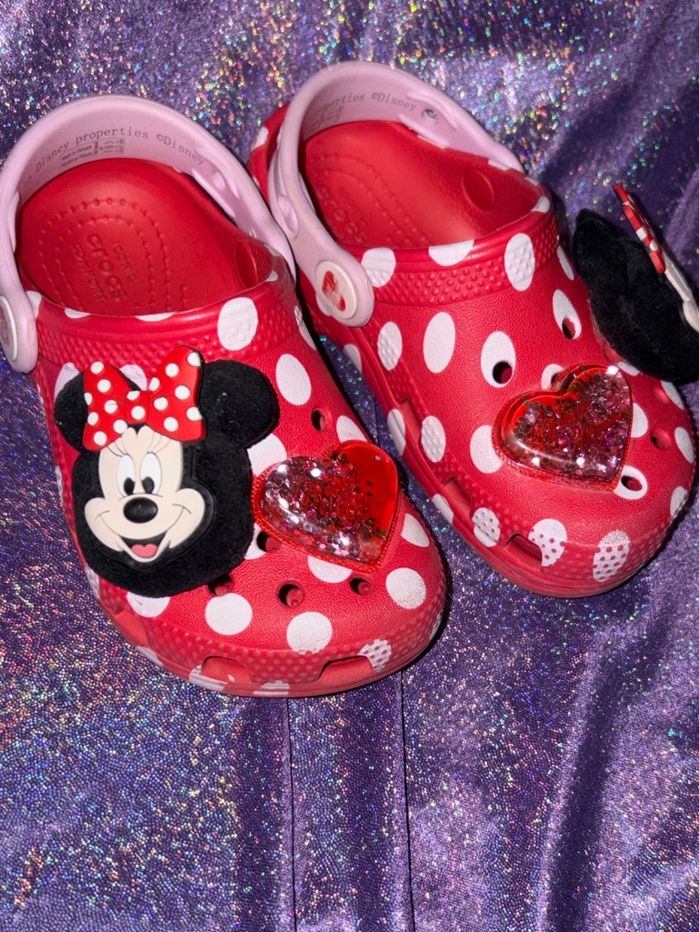 Minnie Mouse Crocs - Picture 2 of 11